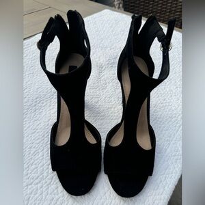 DKNY Heels